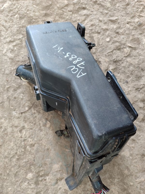 Блок предохранителей под капот Toyota Camry 2008 ACV 40