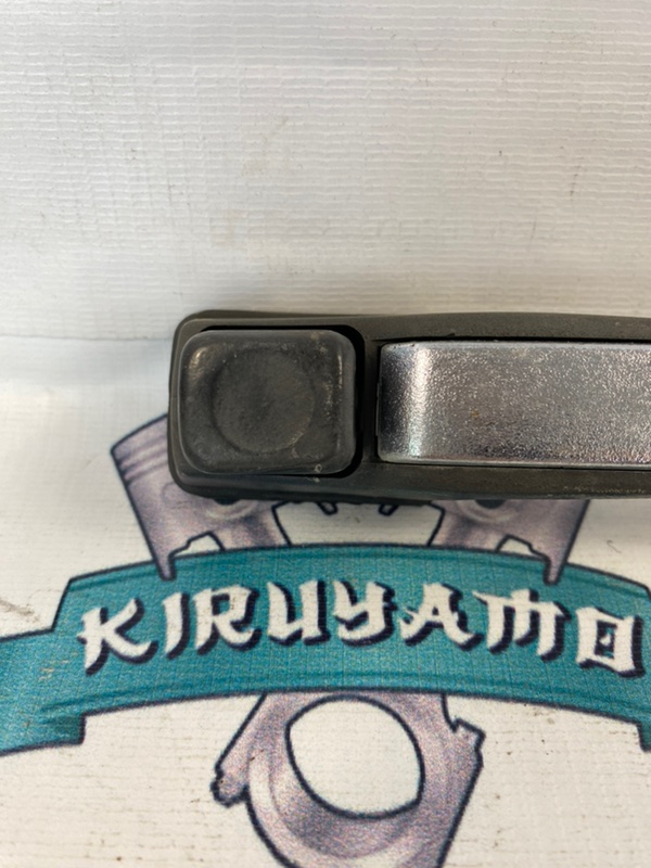 Ручка двери внешняя Иж Ода 2106 2000
