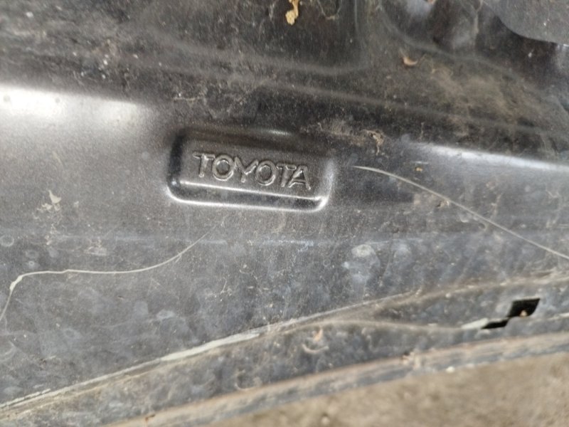 Капот TOYOTA RAV4
