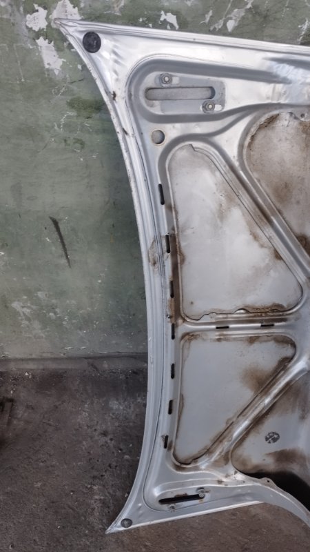 Крышка багажника Lada 2110