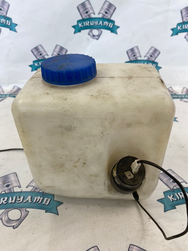 Бачок омывателя фар Иж Ода 2106 2000