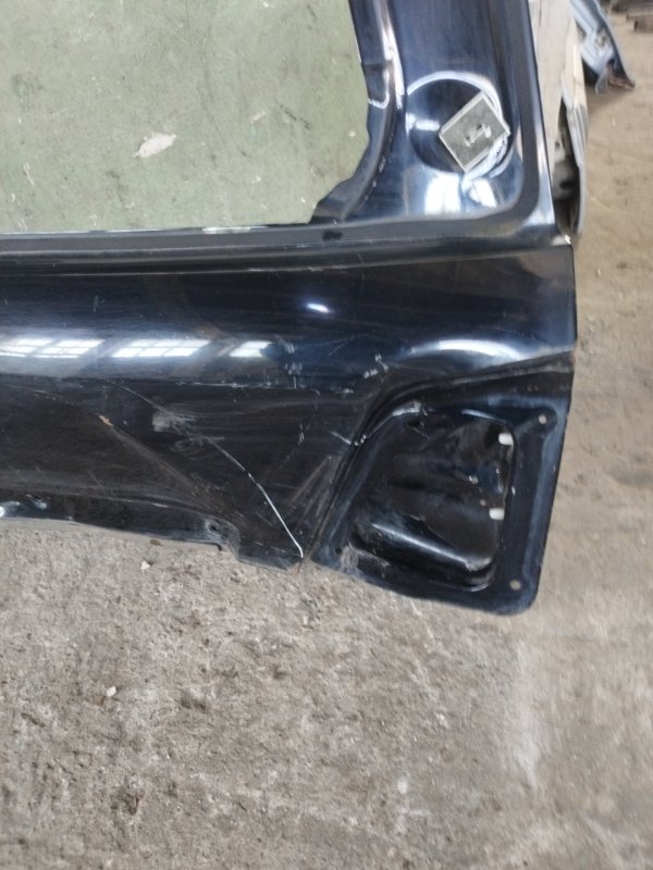 Крышка багажника TOYOTA LAnd CRUISER 200