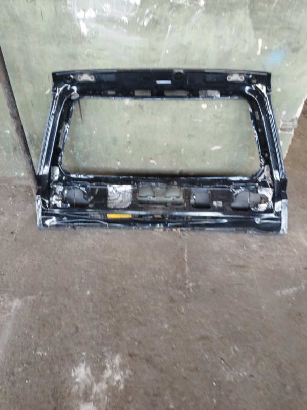 Крышка багажника TOYOTA LAnd CRUISER 200