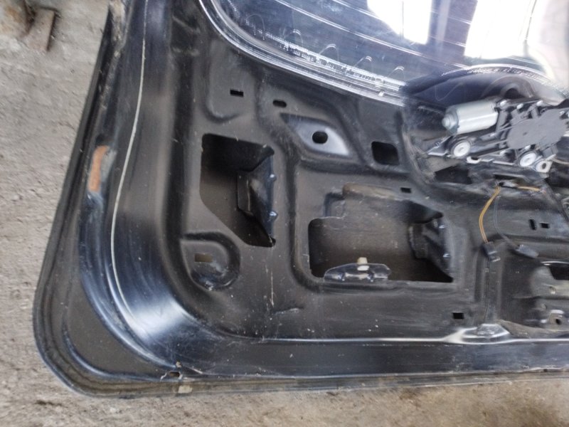 Крышка багажника FORD Focus