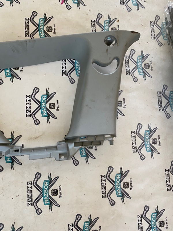 Обшивка багажника Mitsubishi Outlander 2008 XL