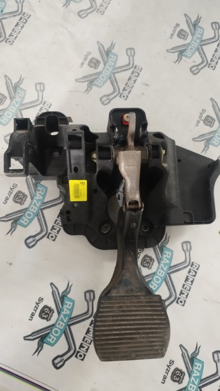 Педаль тормоза Opel Corsa 2010 D