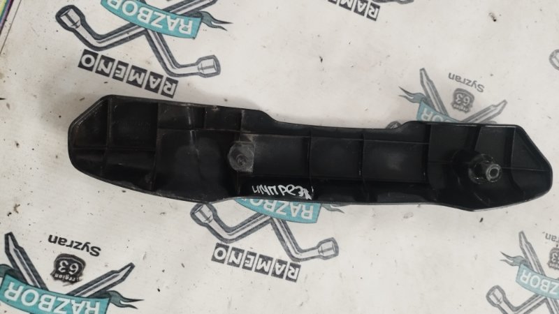 Декоративная крышка двигателя Subaru Impreza