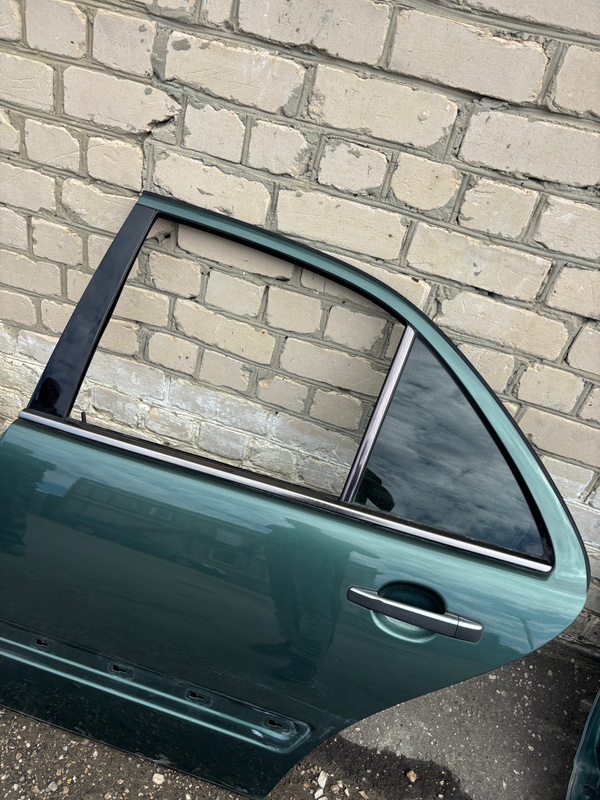 Дверь боковая Mercedes-Benz E-ClASS 1996 W210