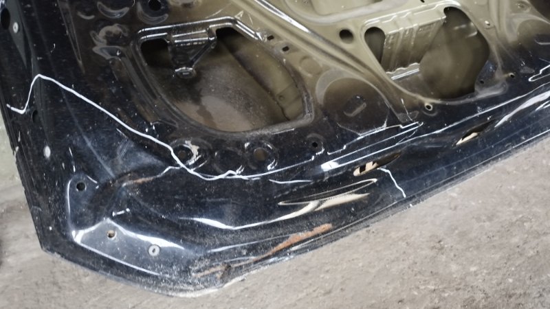 Крышка багажника Toyota RAV4