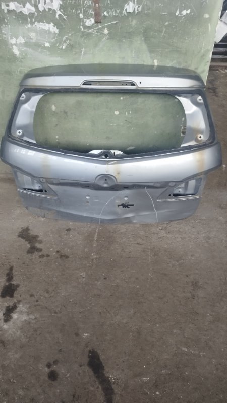 Крышка багажника Mazda 5