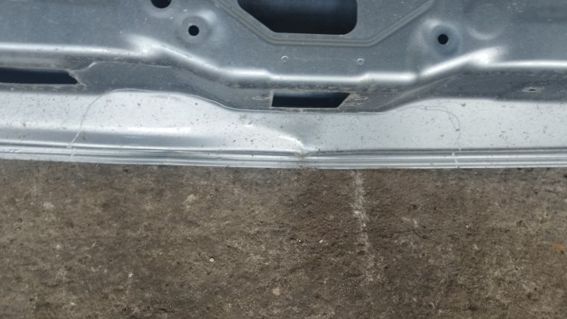 Крышка багажника Mazda 5