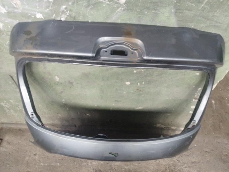 Крышка багажника Nissan Juke YF15
