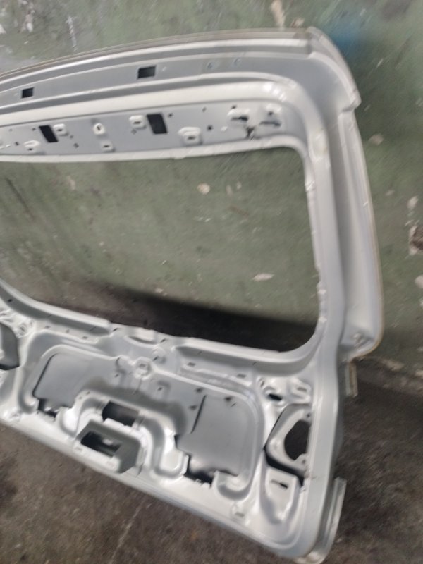 Крышка багажника Volkswagen Tiguan