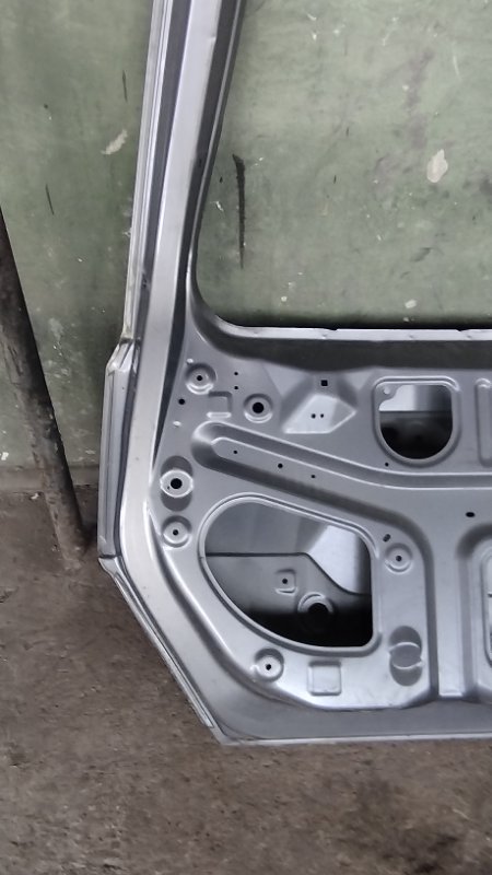Крышка багажника Nissan X-Trail T31