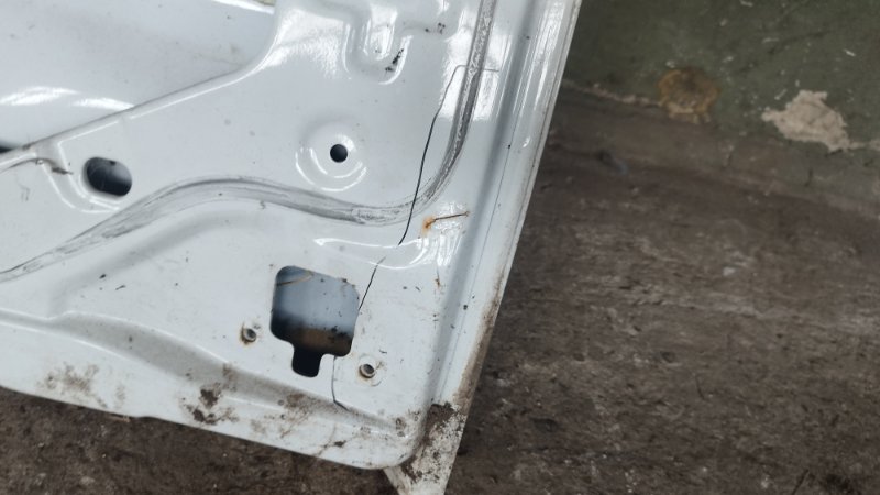 Дверь багажника Lada Largus