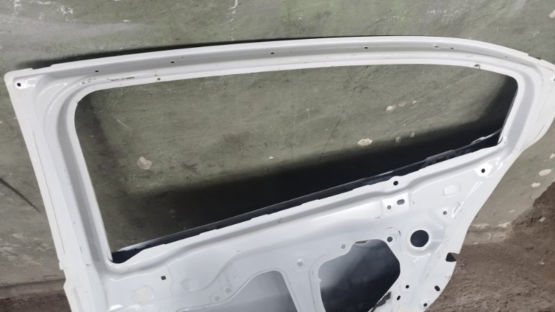 Дверь боковая Mazda 3 BM
