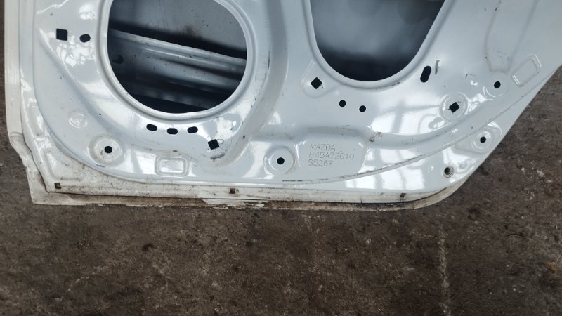 Дверь боковая Mazda 3 BM