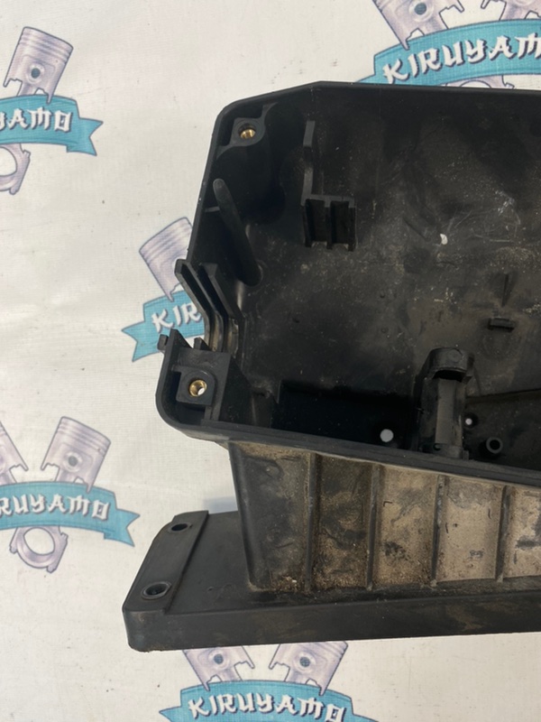 Корпус блока предохранителей Mercedes-Benz E-ClASS 1996 W210