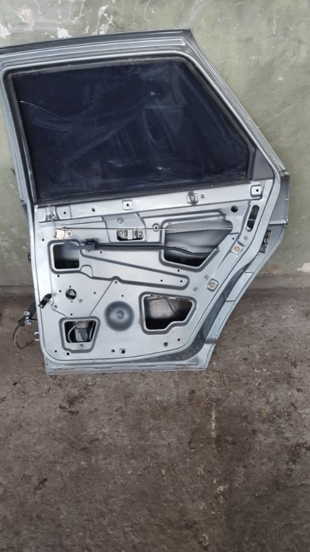 Дверь боковая LADA 2110