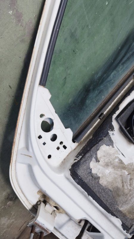 Дверь боковая Ford Sierra