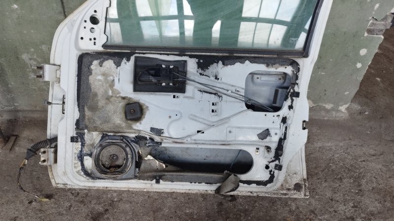 Дверь боковая Ford Sierra