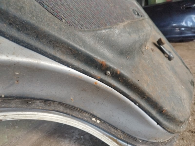 Дверь боковая Nissan Almera N15