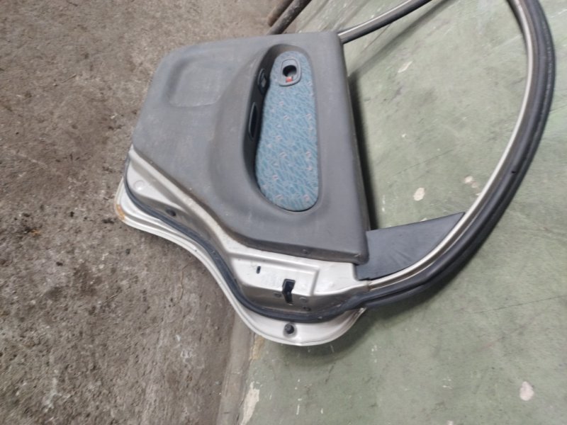 Дверь боковая Kia Shuma