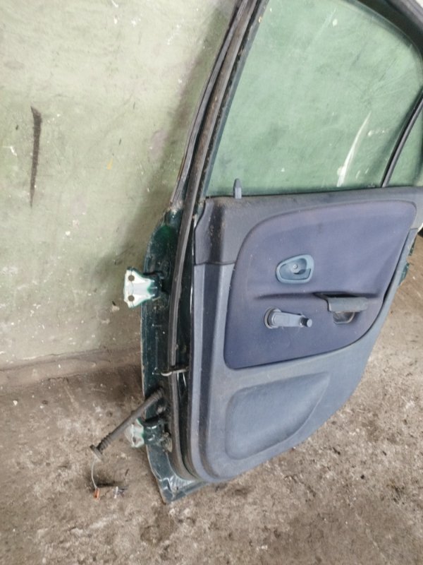 Дверь боковая Mitsubishi Mirage