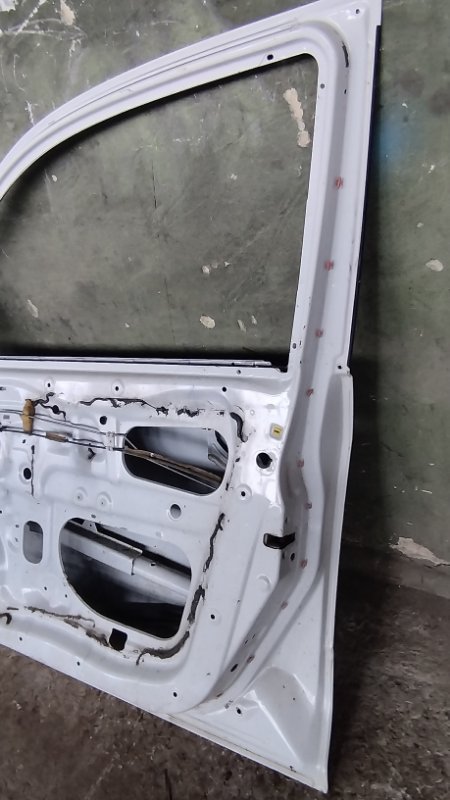 Дверь боковая Mitsubishi Airtrek