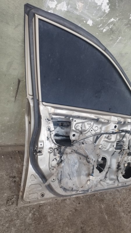 Дверь боковая Subaru Impreza