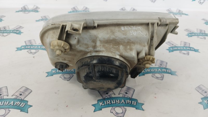 Фара галогеновая Volkswagen Jetta 1992