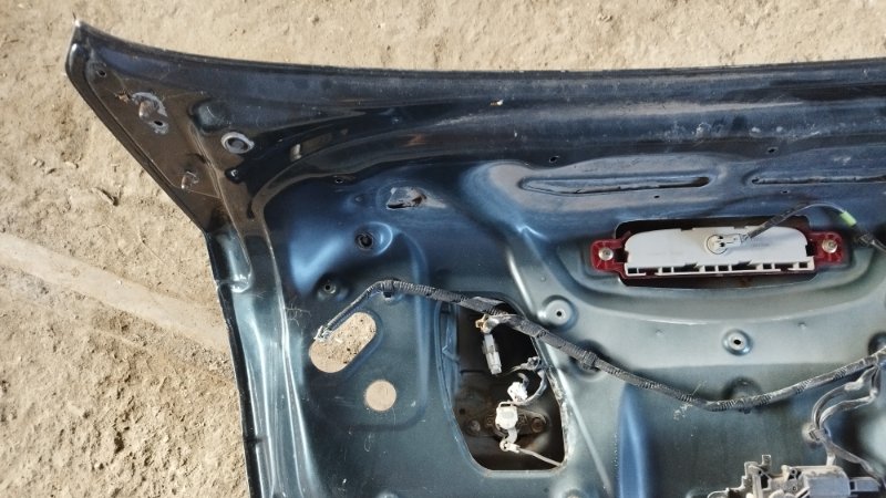 Крышка багажника Mazda 3 BK