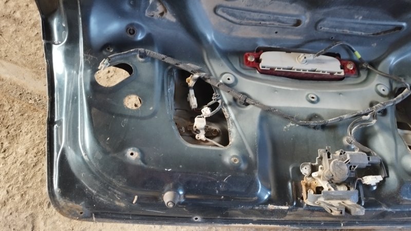 Крышка багажника Mazda 3 BK