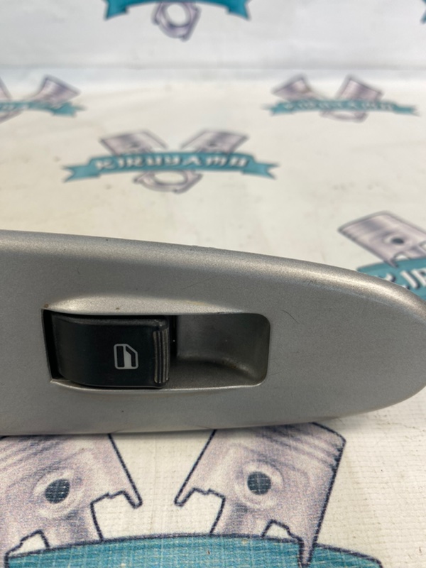 Кнопка стеклоподъемника Chery Amulet