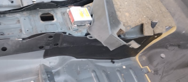 Nose cut Mercedes-Benz E-ClASS 1996 W210