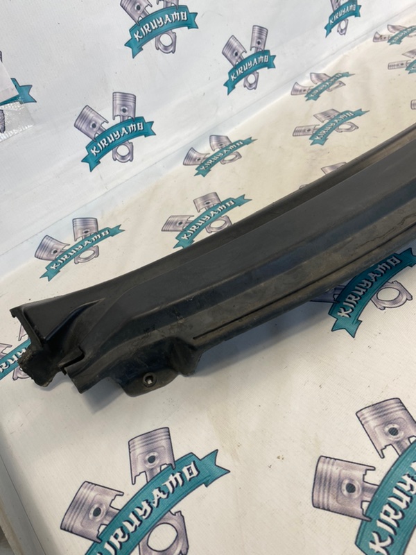 Решетка, жабо под дворники Fiat Punto 2000 188