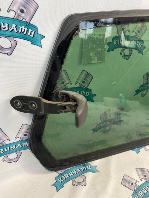Стекло двери Fiat Punto 2000 188