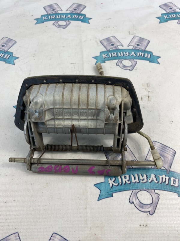 Ручка двери багажника газ 31105 2007 105
