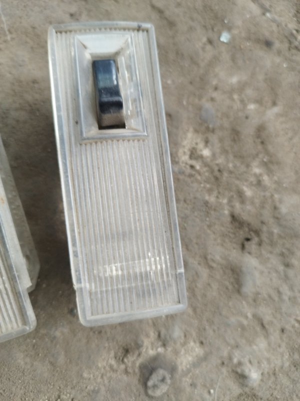 Плафон подсветки салона газ 31105 2007 105