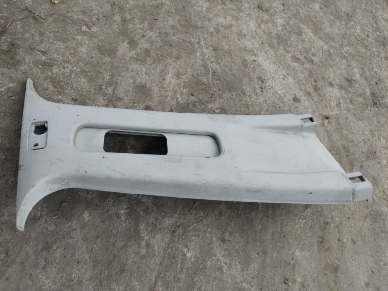 Накладка на стойку кузова Ford Fiesta mk6