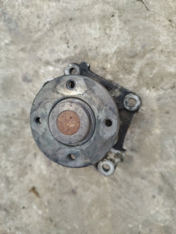 Помпа Mitsubishi LANCER