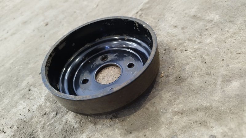 Шкив помпы Mitsubishi LANCER