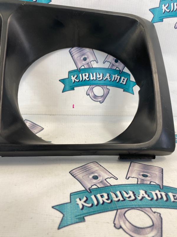 Накладка на фару лада 2106