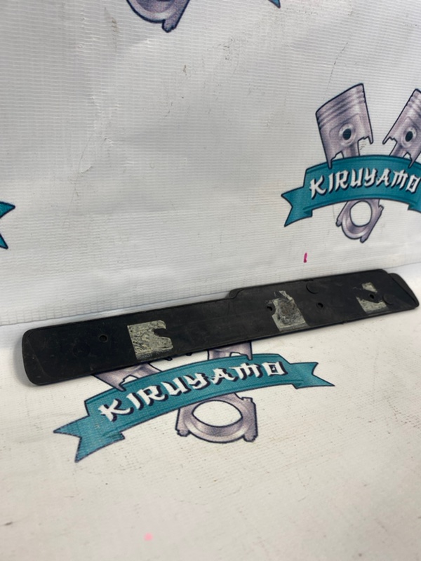 Эмблема ГАЗ 3302