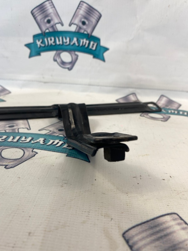 Кронштейн салонного зеркала лада 2108