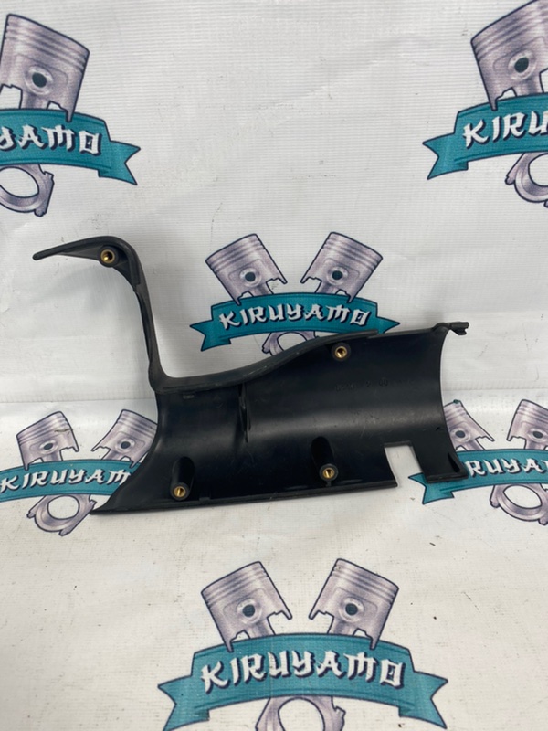 Кожух рулевой колонки Ваз 2103 седан