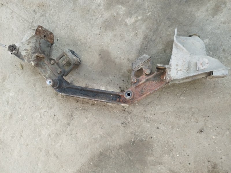 Балка подвески газ 31105 2007 105