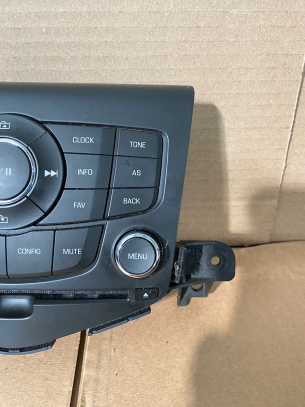Блок управления магнитолой Chevrolet Cruze 2012
