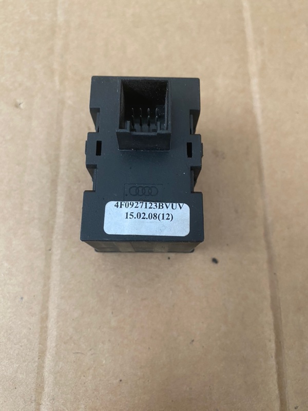 Кнопка Audi A6 C6 2008 Quattro 4F