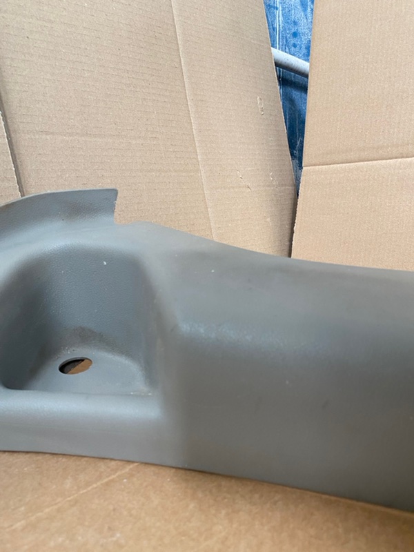 Накладка на стойку кузова Peugeot 308 2008 308